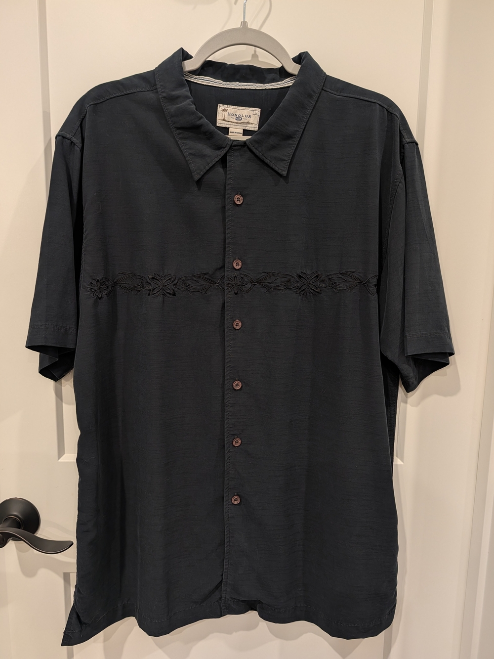 Men's Honolua Black Short-Sleeve Button-Up Shirt